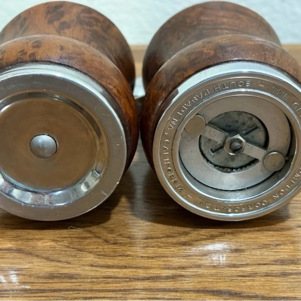 Salt & Pepper Mill Grinder George S. Thompson Vintage MCM Burl Wood
